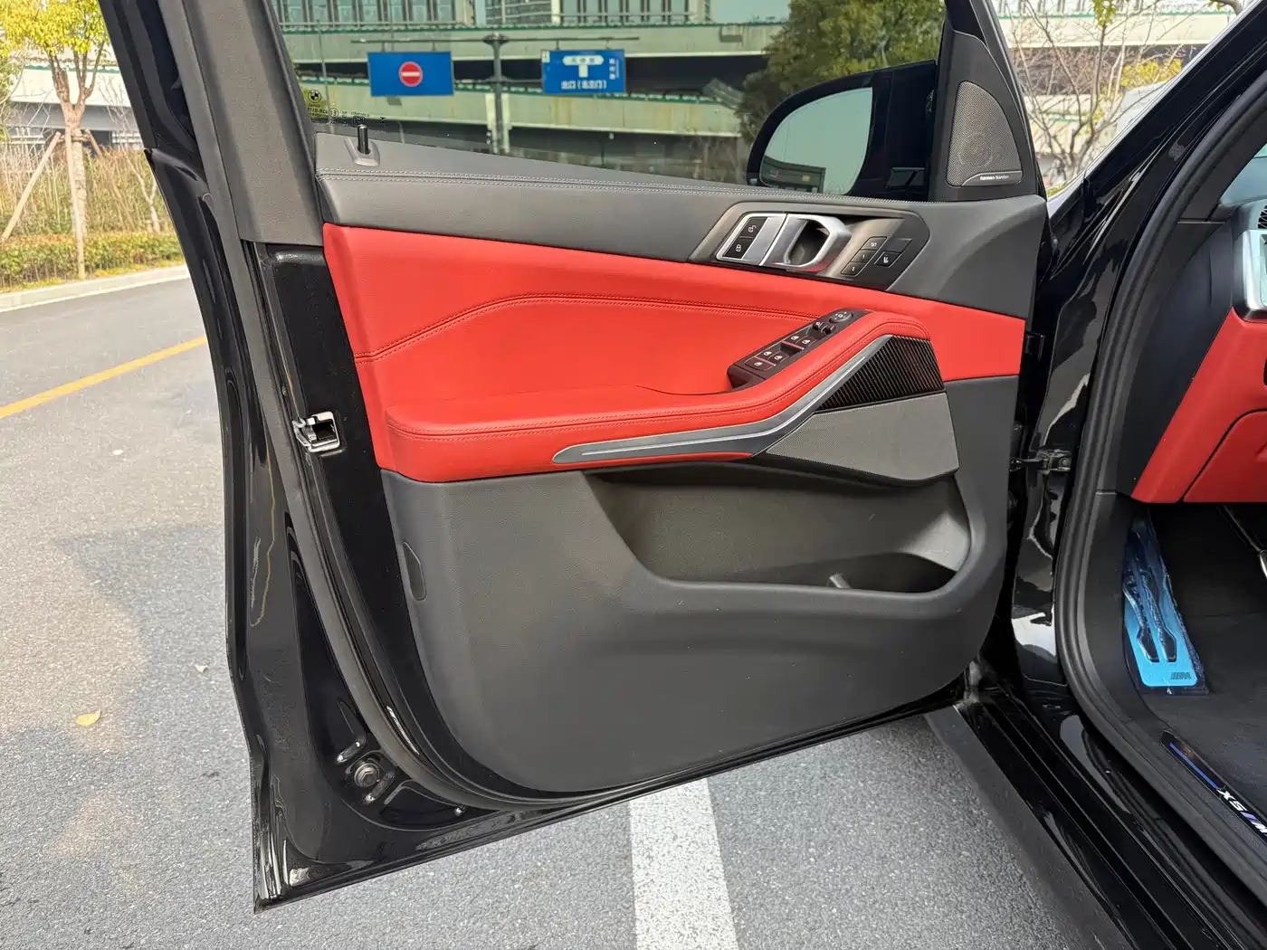 BMW X5 M 2023 Model X5 M Thunder Edition фото 5