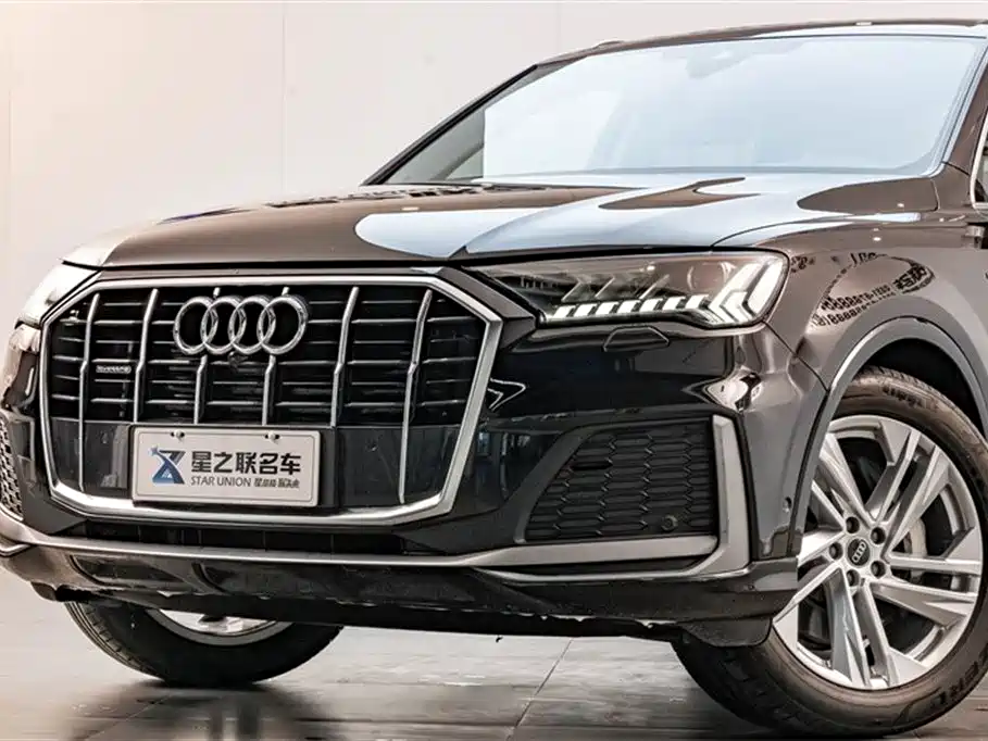 Audi Q7 2023 45 TFSI quattro S line Sport фото 2