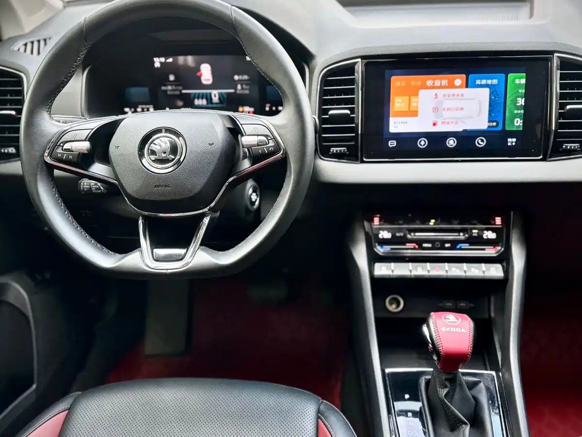 Škoda Karoq 2022 TSI280 Luxury Edition фото 24