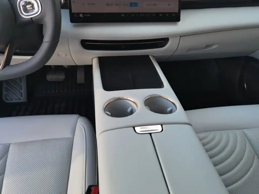 Baojun Enjoyment 2025 2025 Pure Electric 600km Luxury Edition