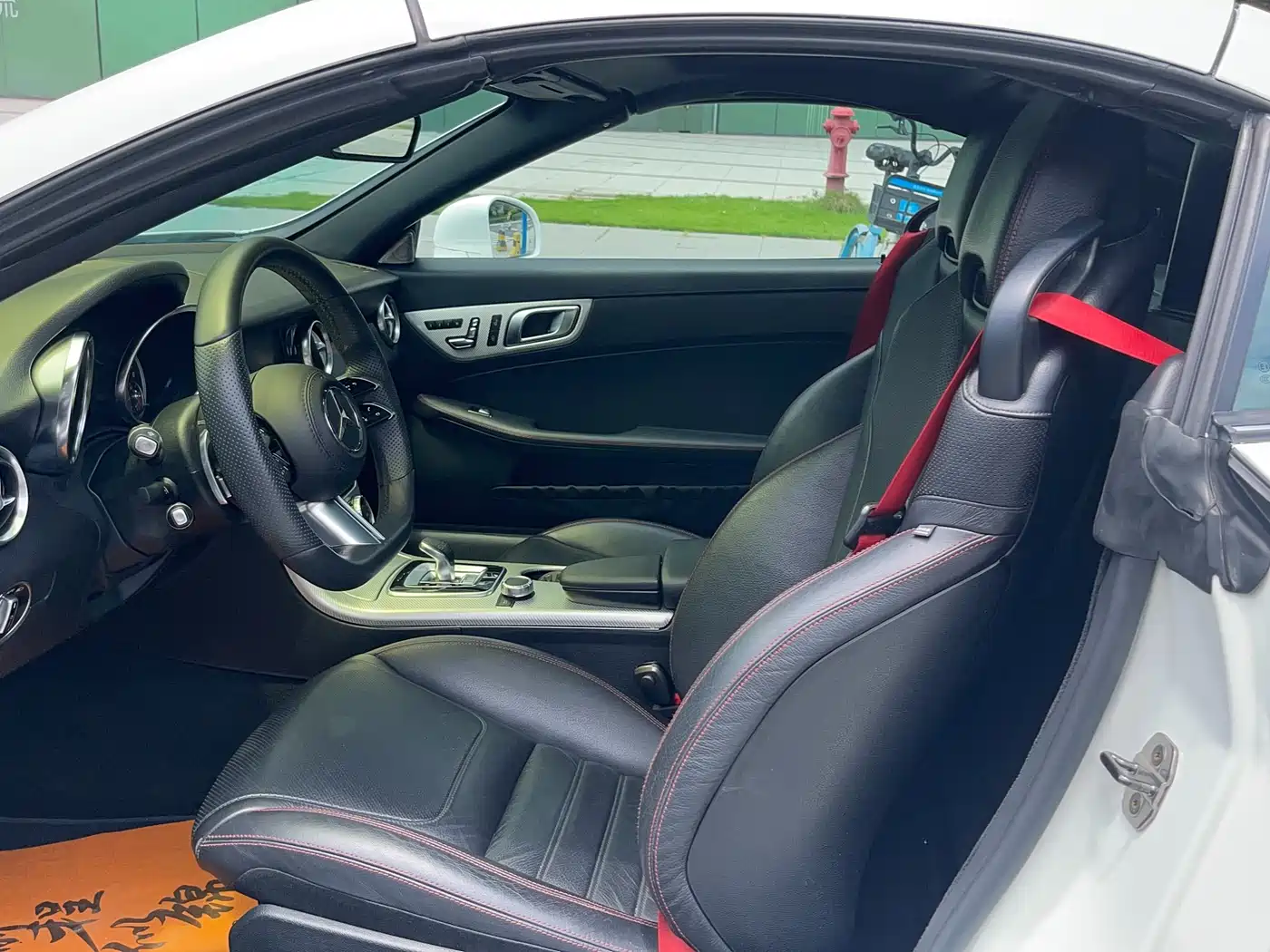 Mercedes-Benz SLC 2018 SLC 300 Luxury Sport фото 6