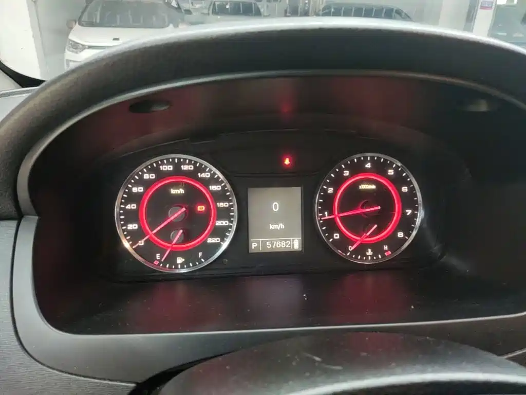 Maxus G10 2015 2014 Model Year 2.0T Auto Elite