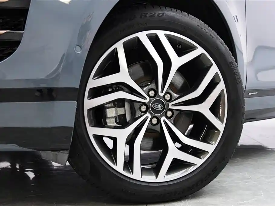 Land Rover Range Rover Evoque 2020 249PS R-DYNAMIC SE Sport Tech Edition фото 3