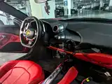 Фото 7 - Ferrari F8