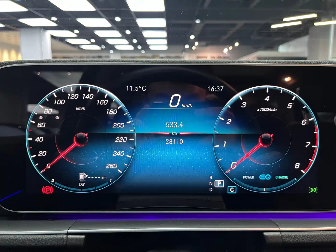 Mercedes-Benz GLS 2023 GLS 450 4MATIC Fashion Edition фото 17