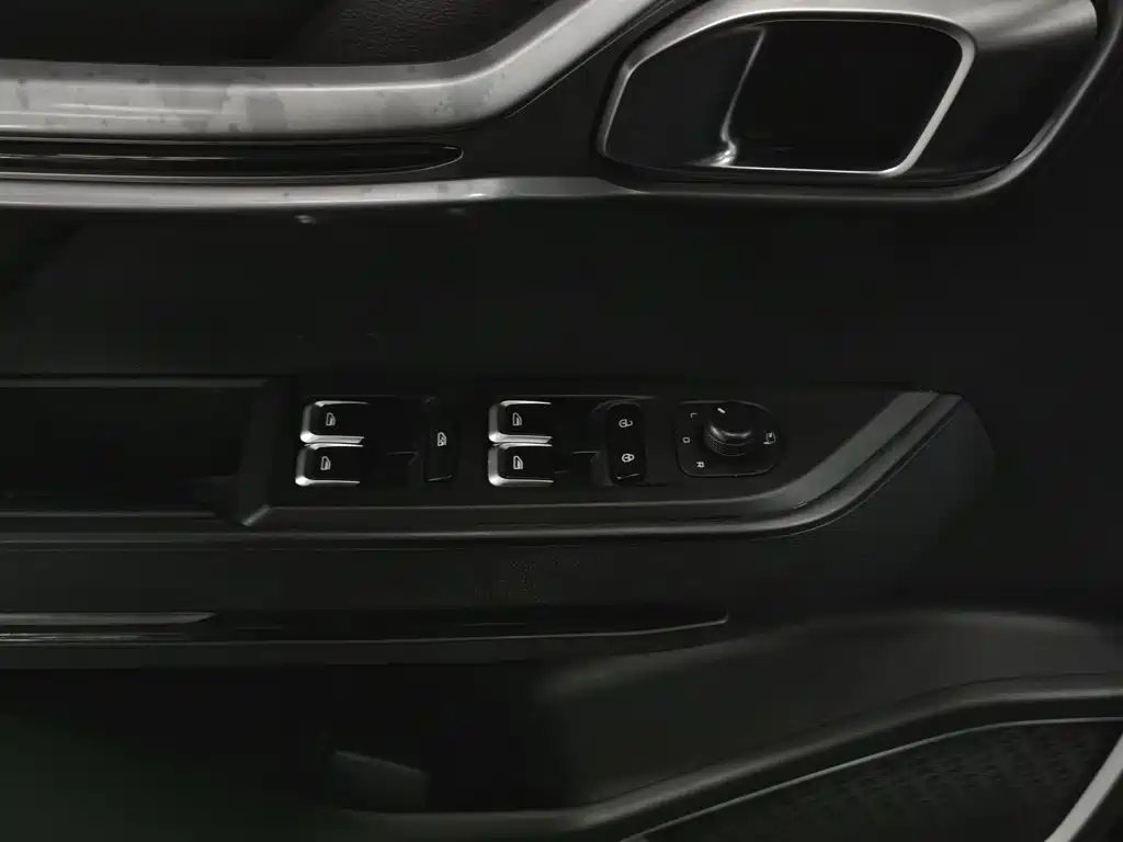 Geely Okavango 2020 2020 1.8TD DCT Luxury 5-seater