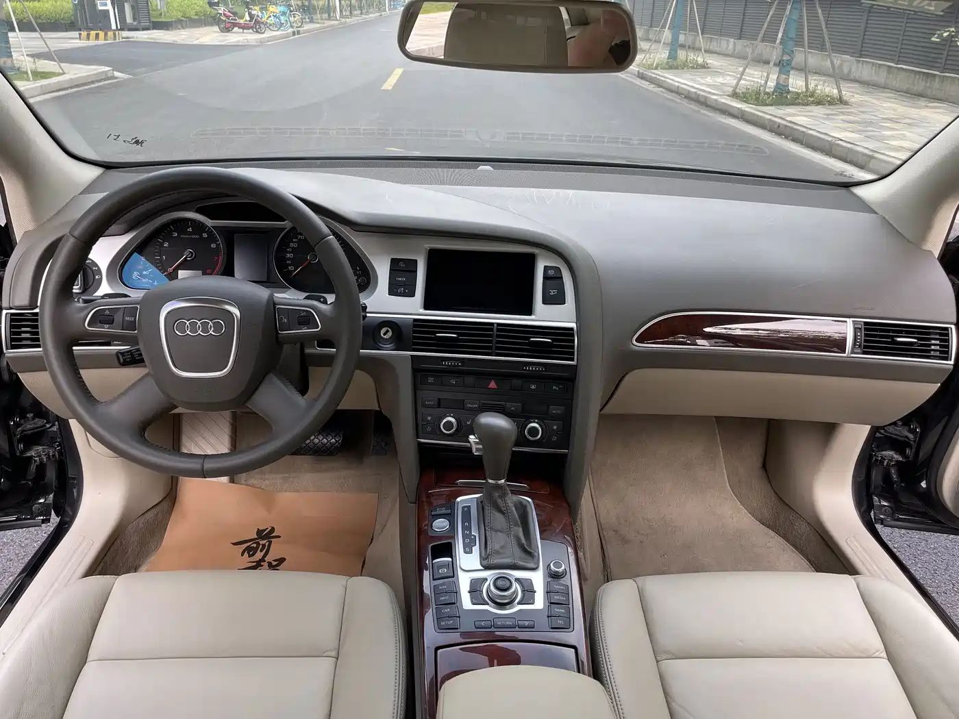 Audi A6L 2011 2011 Model 2.4L Luxury