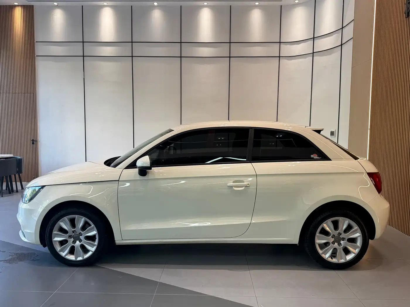 Audi A1 2015 2014 30 TFSI Fashion