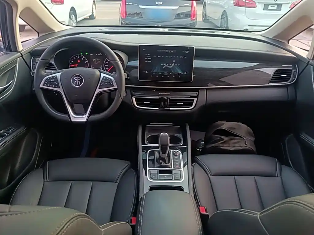 Фото 10 - BYD Song MAX