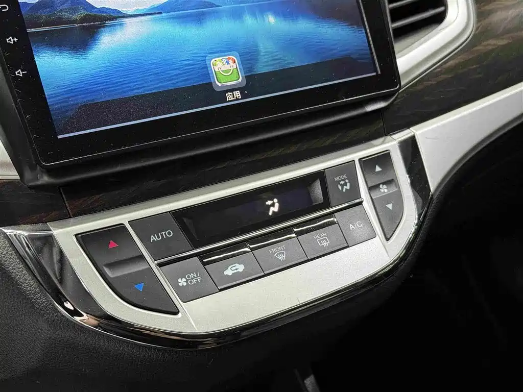 Honda Jade 2018 2017 1.8L Automatic Comfort Edition 5-seater