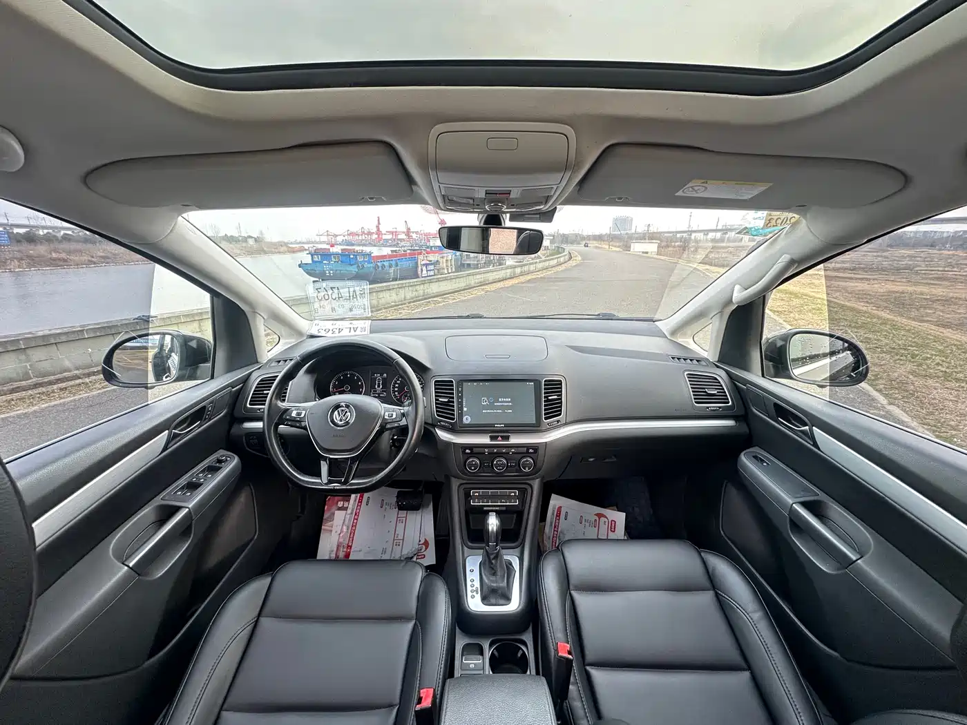 Volkswagen Sharan 2016 380TSI Comfort 7-seater фото 7