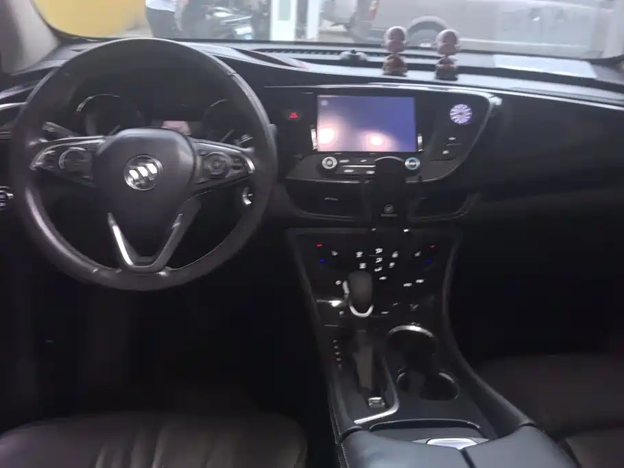 Фото 12 - Buick Envision Plus