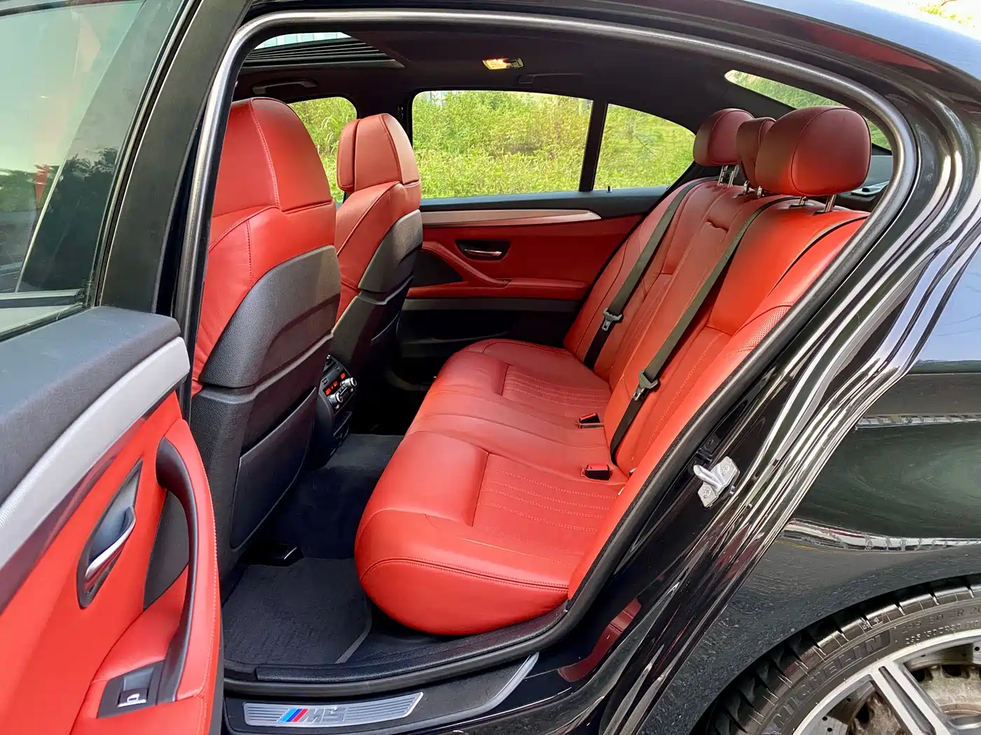 BMW M5 2015 2014 M5 Year of the Horse Limited Edition