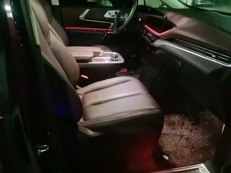 Buick Century 2024 2023 2.0T 7-Seater World Edition