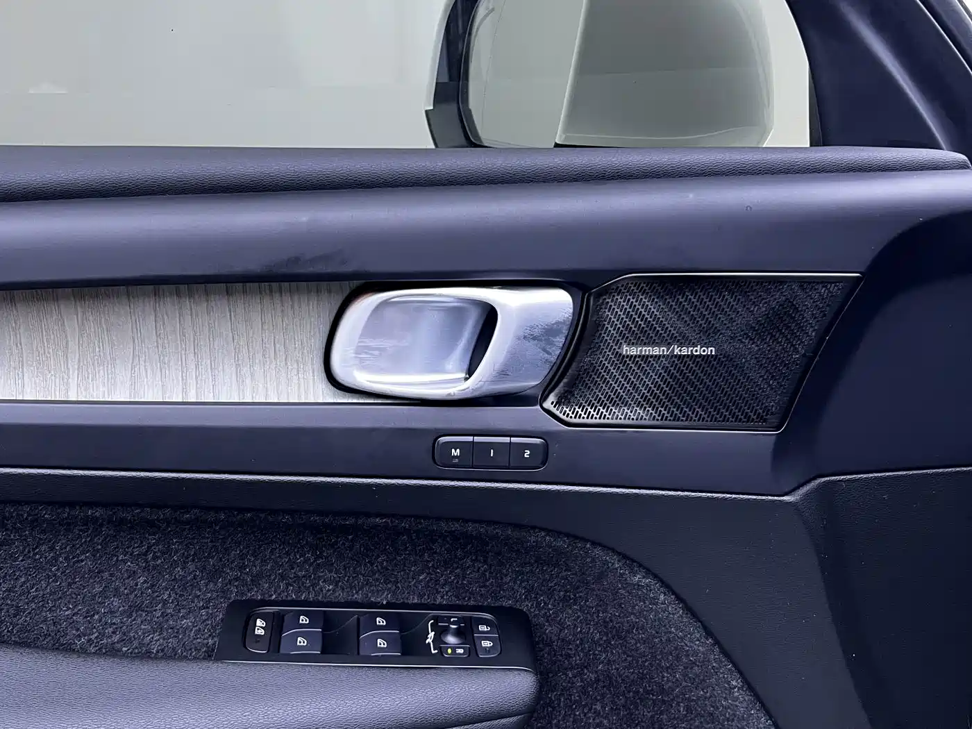 Volvo XC40 2020 2020 T4 AWD Momentum Luxury Edition