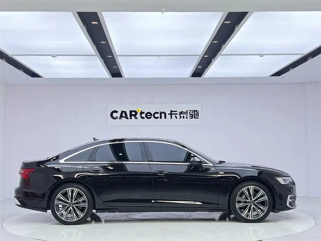 Audi A6L 2025 45 TFSI quattro Premium Sport фото 6