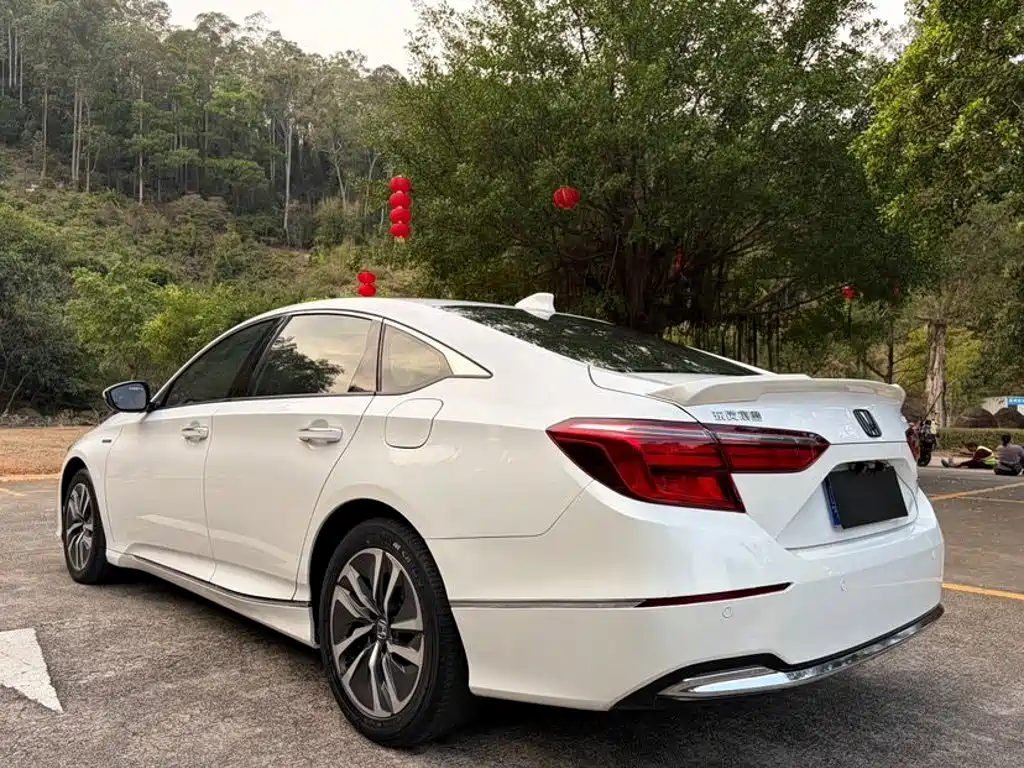 Honda Inspire 2019 2019 Sharp Hybrid 2.0L Pure Elegance China VI
