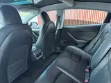 Photo 9 - Tesla Model 3