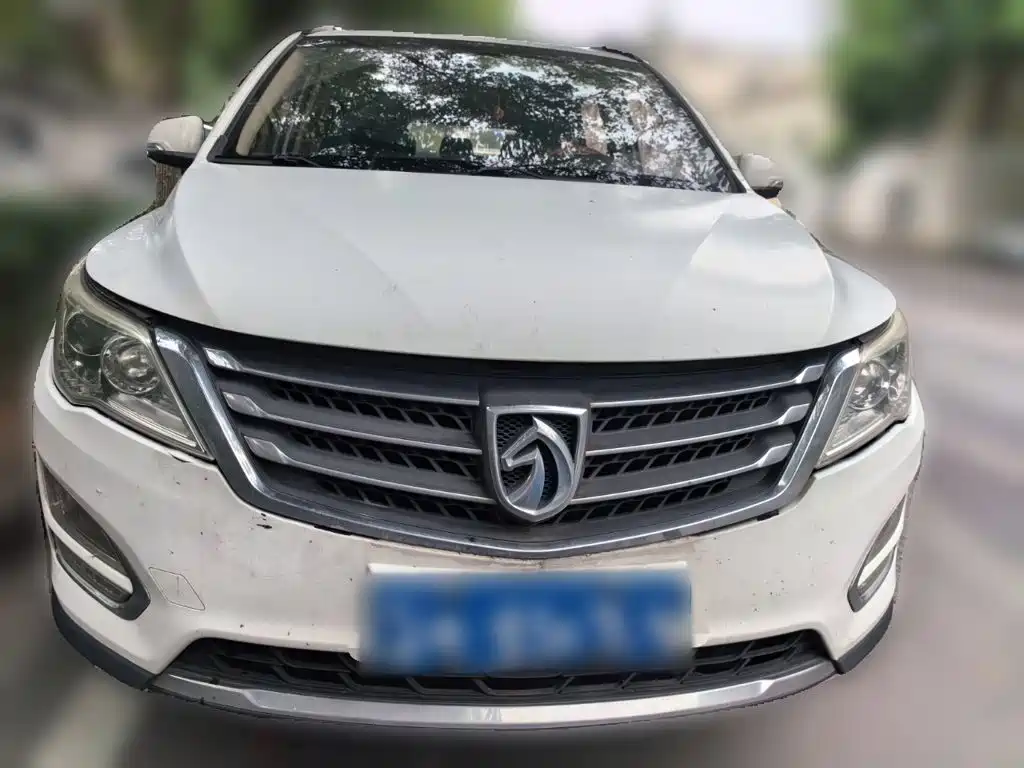 Baojun 560 2015 2015 1.8L Manual Elite