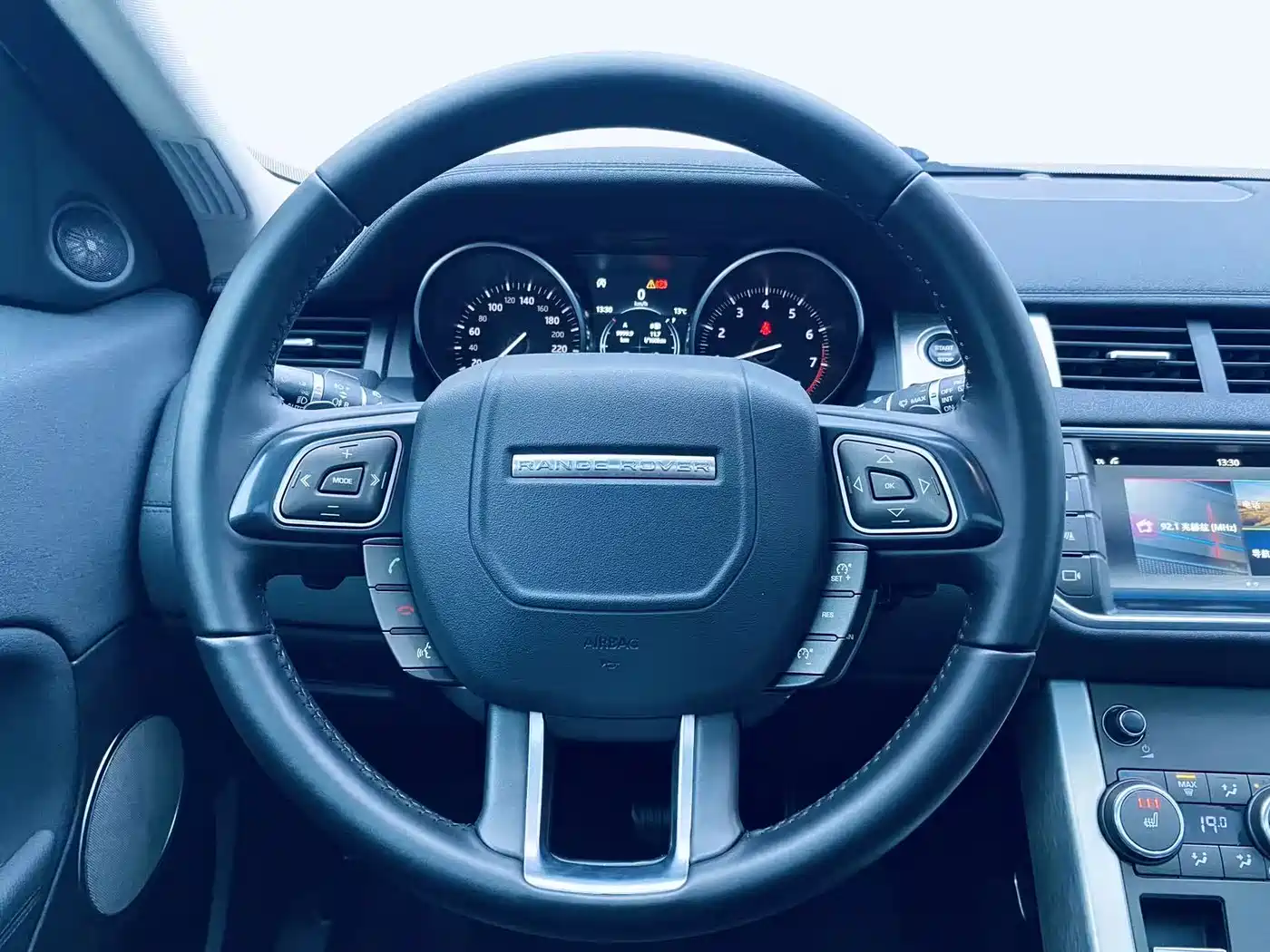 Land Rover Range Rover Evoque 2018 240PS PURE Trend фото 14