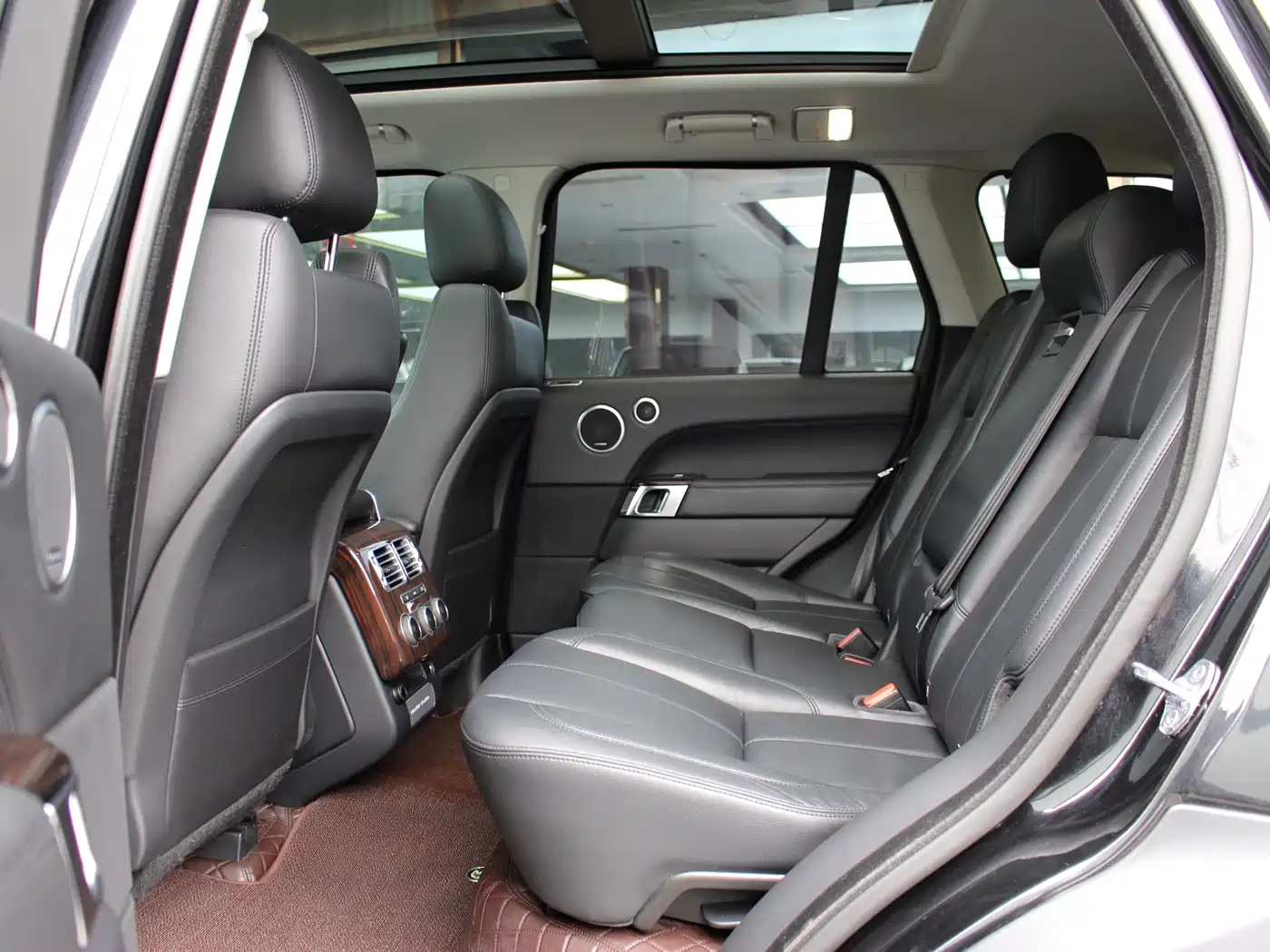 Land Rover Range Rover 2017 3.0 SC V6 Vogue фото 7
