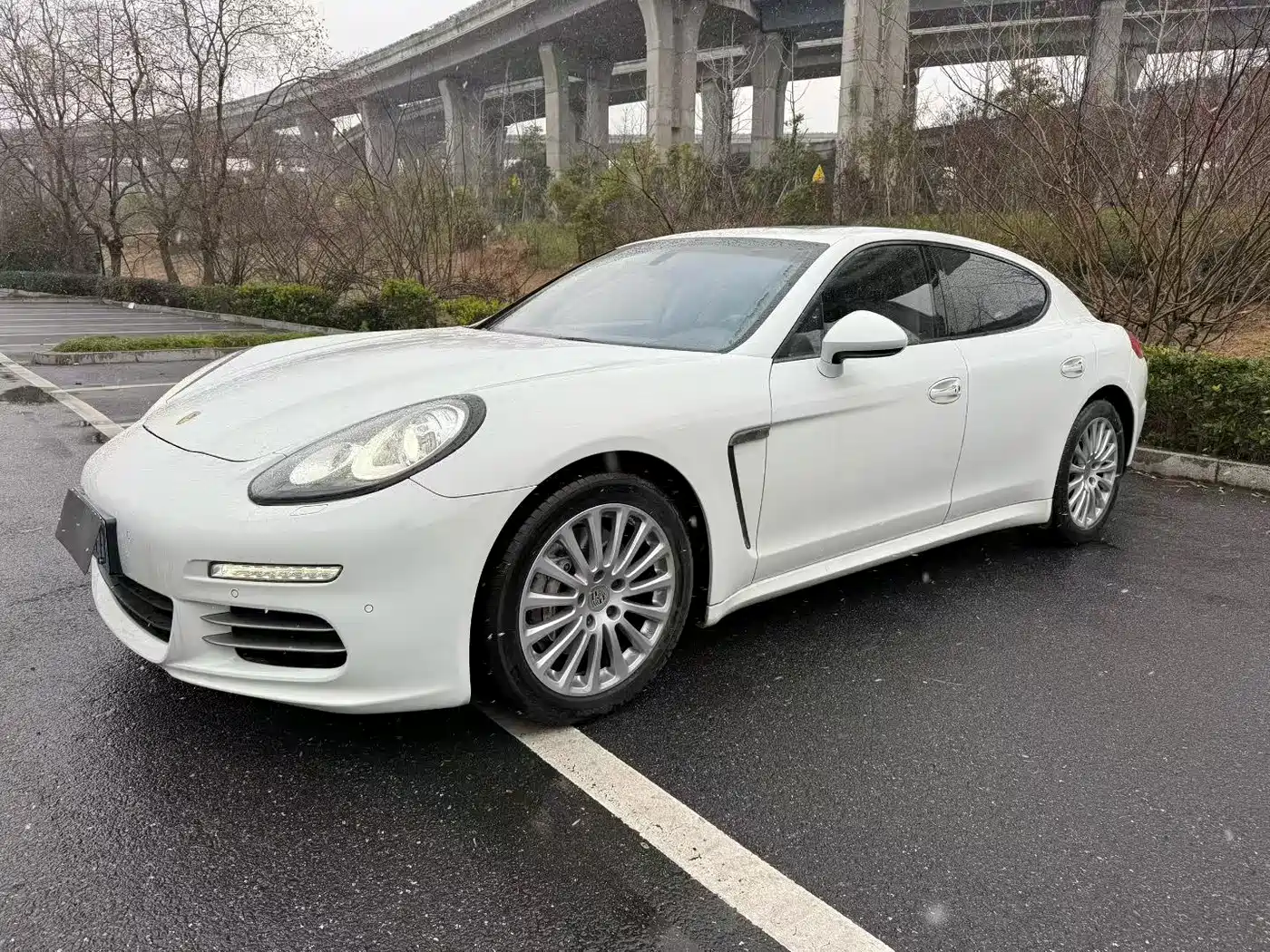 Porsche Panamera 2014 Panamera 4 3.0T