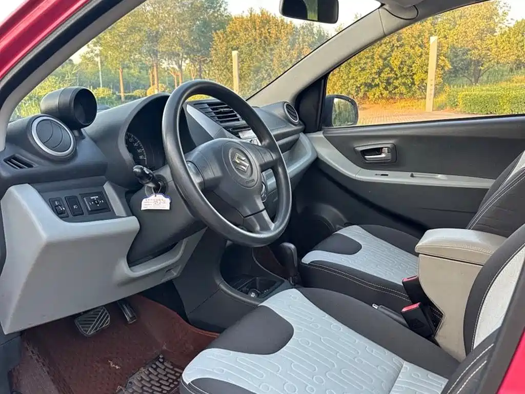 Suzuki Alto 2013 2013 1.0L Automatic Deluxe
