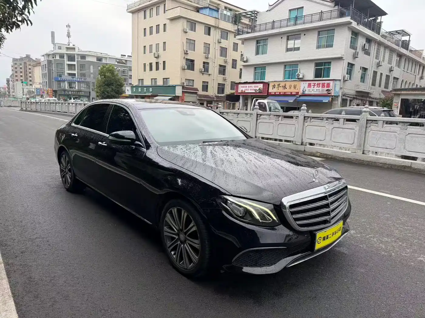 Mercedes-Benz E-Class 2016 E 300 L Luxury фото 2