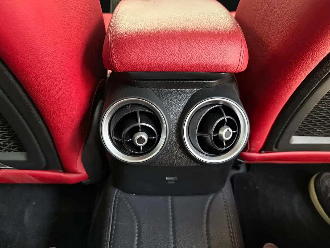 Alfa Romeo Giulia 2020 2020 2.0T 280HP Luxury Edition