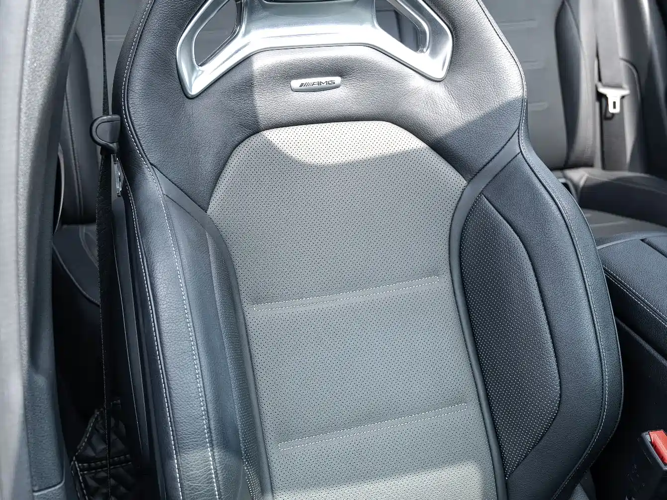Mercedes-Benz A-Class AMG (Import) 2020 Facelift AMG A 45 4MATIC+ фото 12