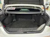 Фото 20 - Toyota Camry