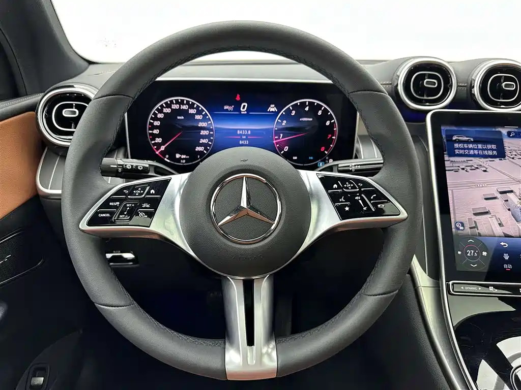 Mercedes-Benz GLC 2025 Facelift GLC 260 L 4MATIC Dynamic фото 10