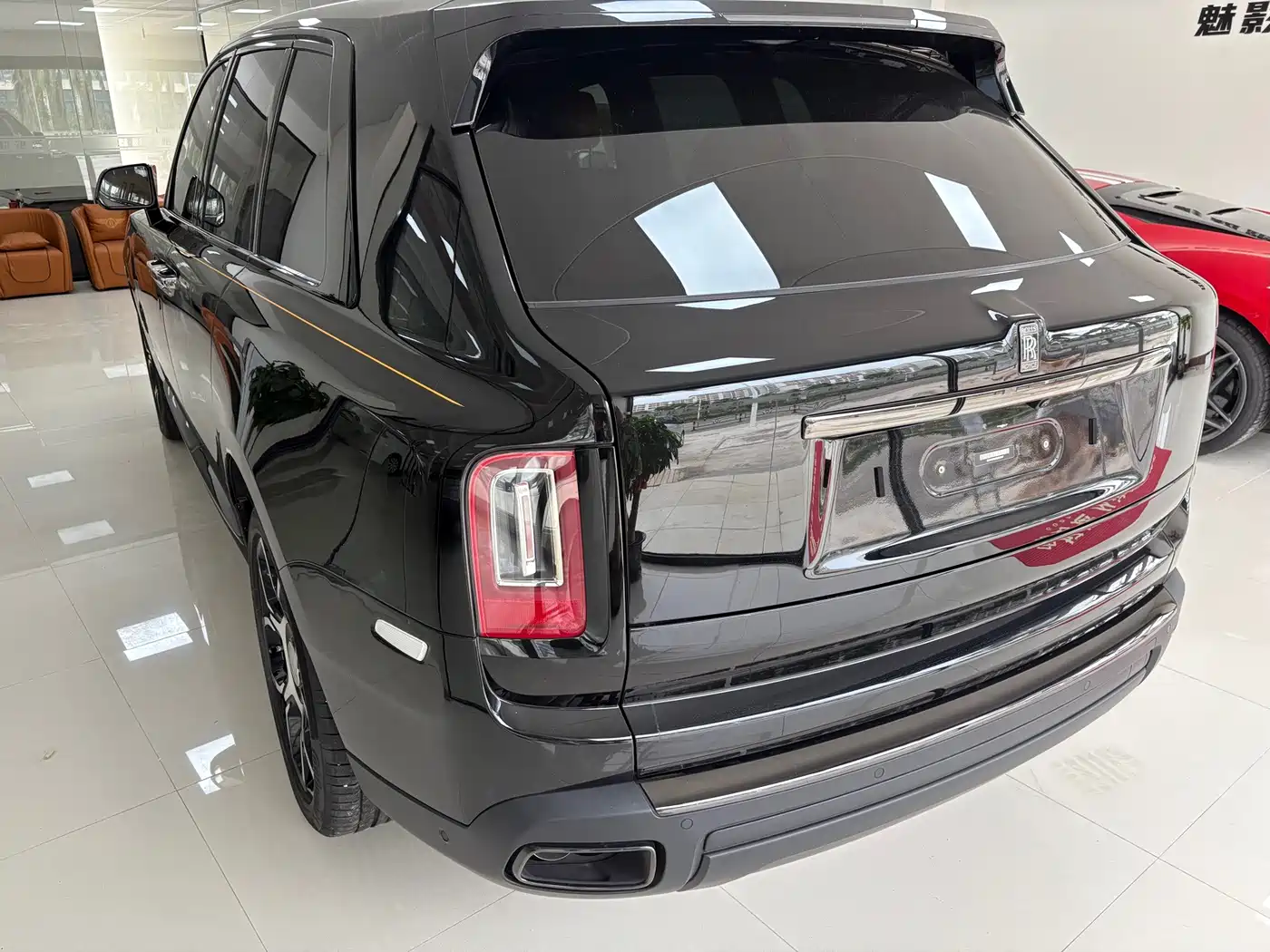 Фото 7 - Rolls-Royce Cullinan