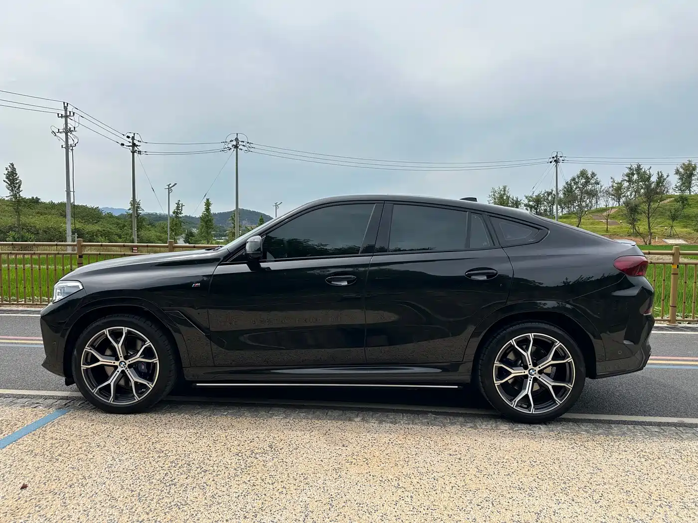 BMW X6 2023 2023 xDrive40i M Sport Package
