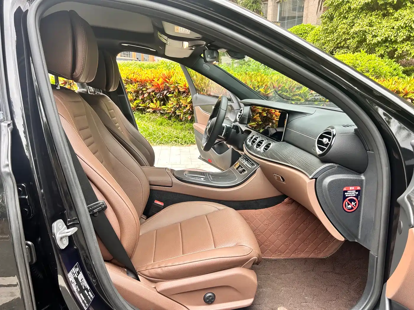 Mercedes-Benz E-Class 2021 E 300 L Fashion фото 13