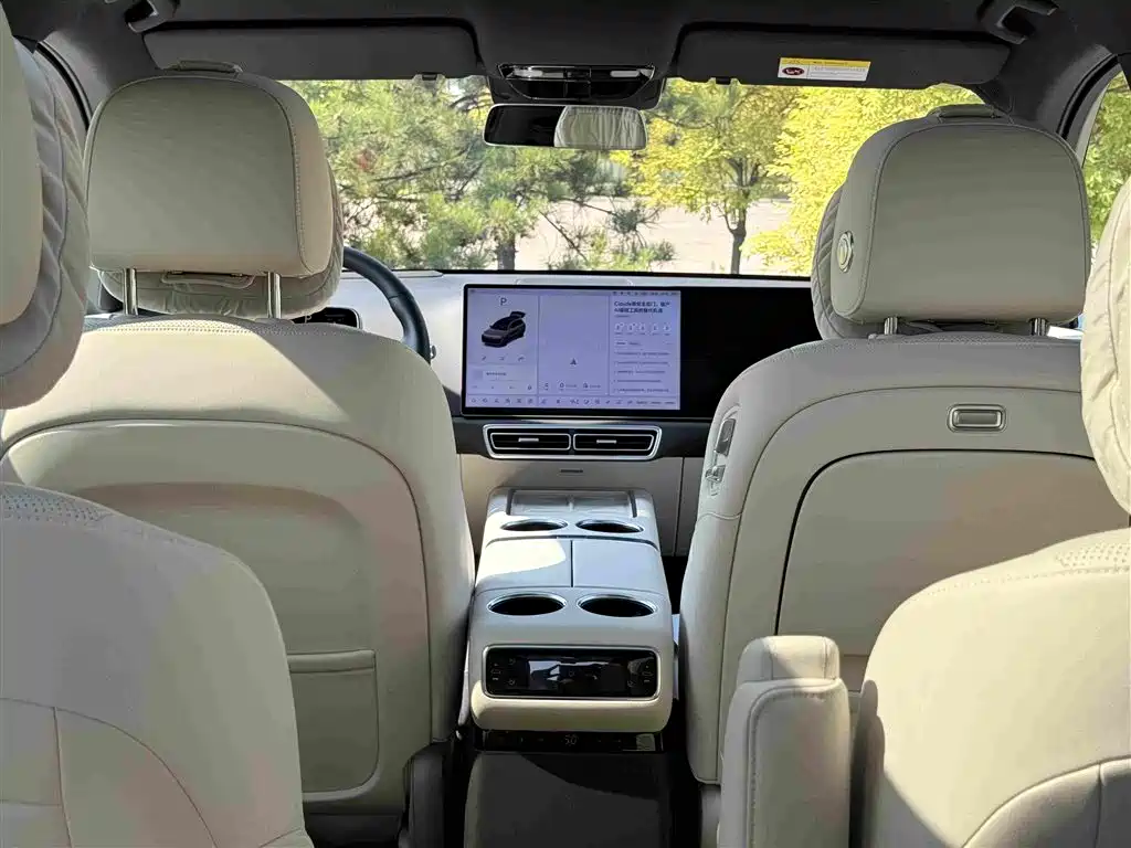 Li Auto Li L8 2025 2025 Ultra Smart Renewal Edition