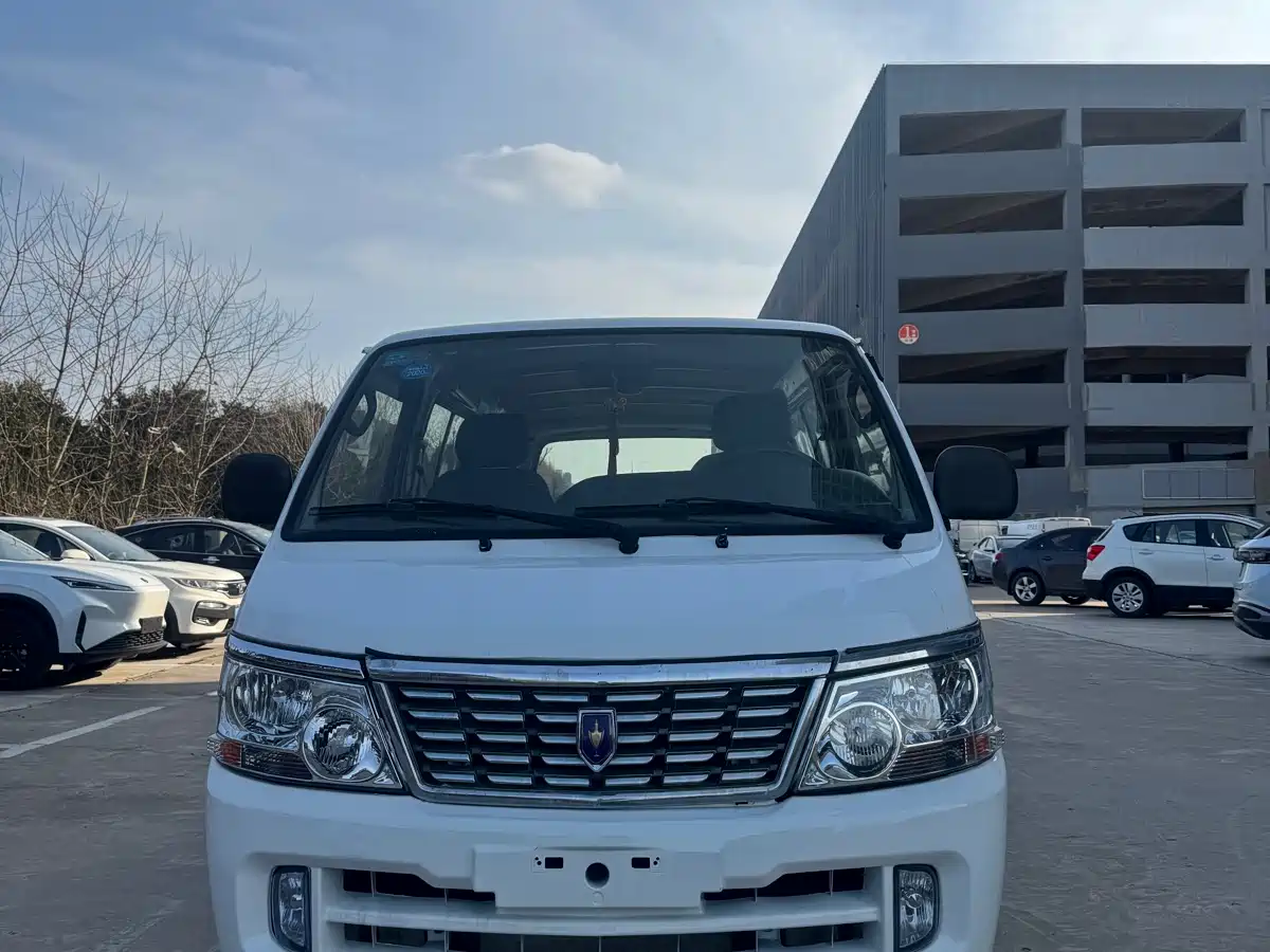 2017 Jinbei Haise