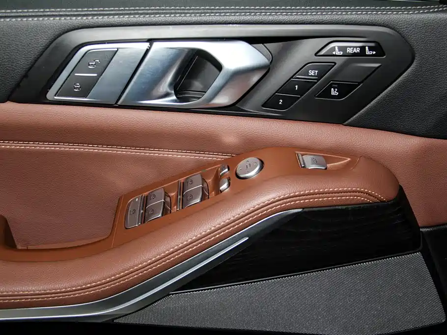 BMW X7 2020 xDrive40i Leading Luxury Package фото 27