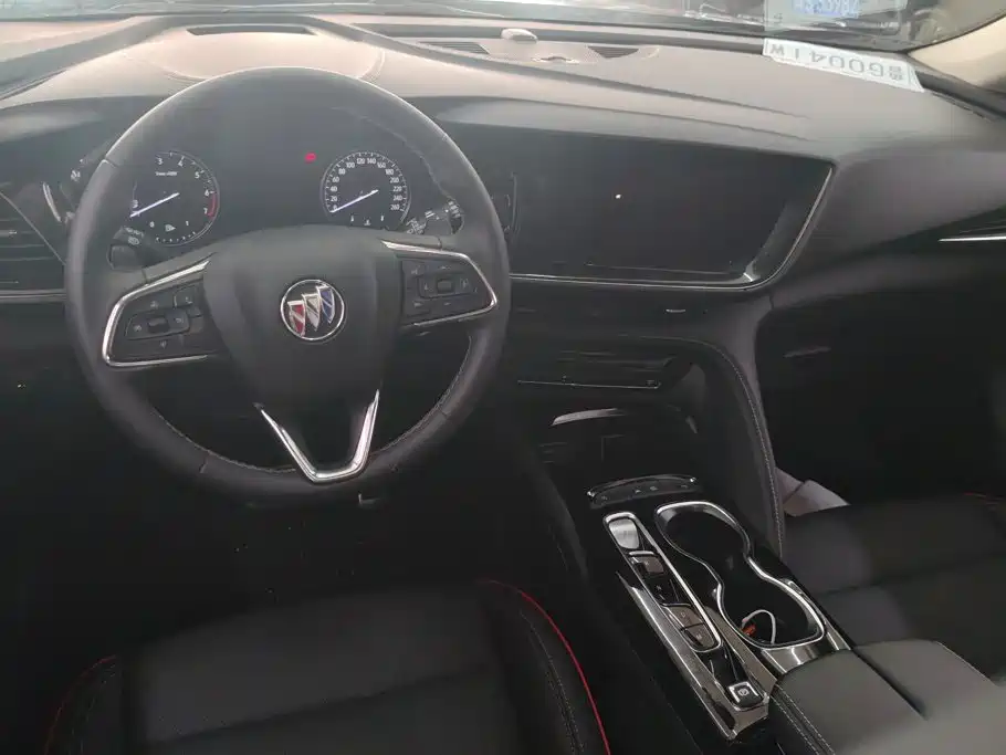 Фото 12 - Buick Envision S