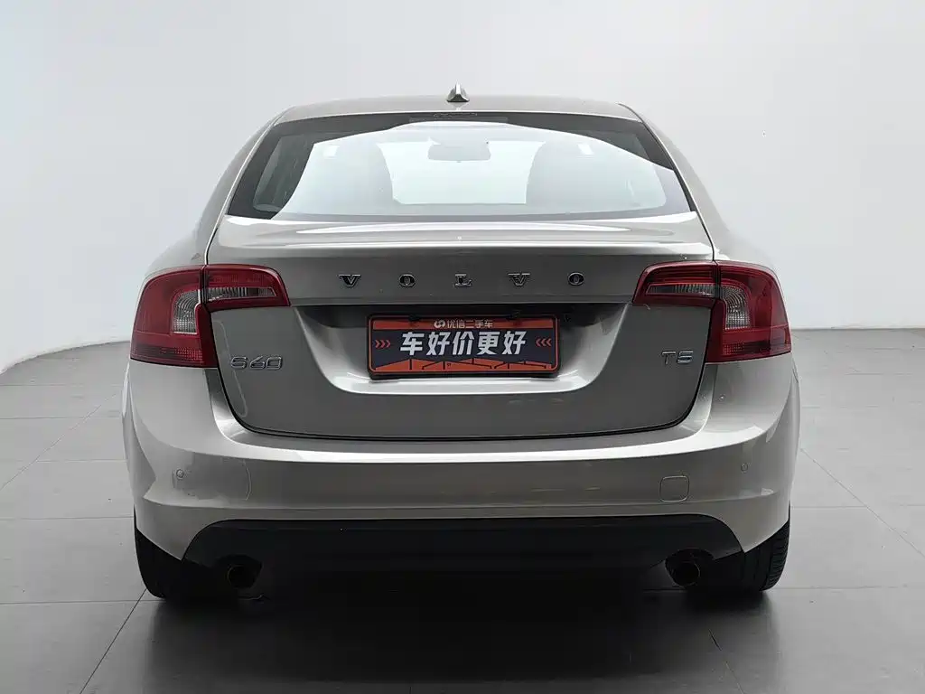Volvo S60 (Import) 2013 2013 Model T5 Comfort Edition