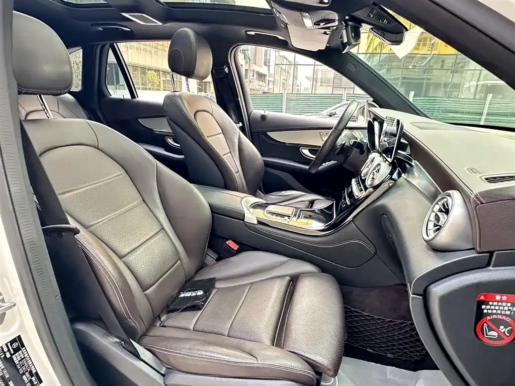 Mercedes-Benz GLC 2020 GLC 260 L 4MATIC Dynamic фото 12