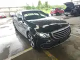 صورة 4 - Mercedes-Benz E-Class