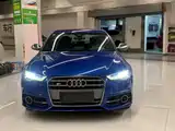 Фото 2 - Audi S6