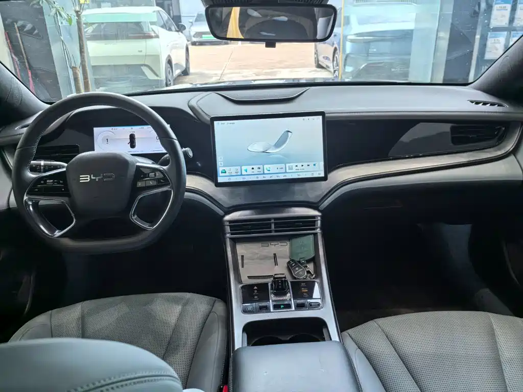 BYD Seal 2024 2023 DM-i 1.5L 121km Elite Edition