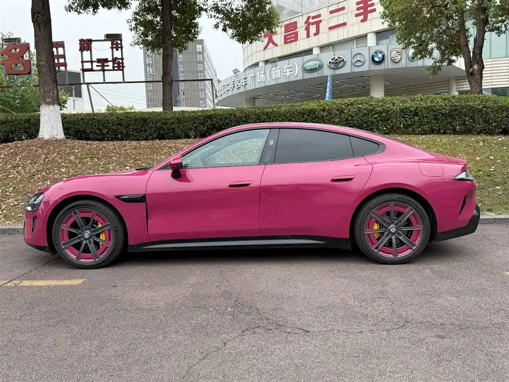 XIAOMI CAR XIAOMI SU7