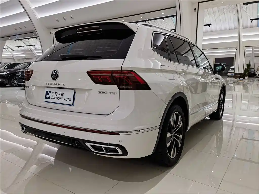 Volkswagen Tiguan L 2022 330TSI Auto 2WD R-Line Premium Edition фото 4