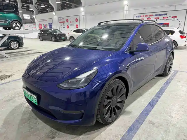Tesla Model Y 2022