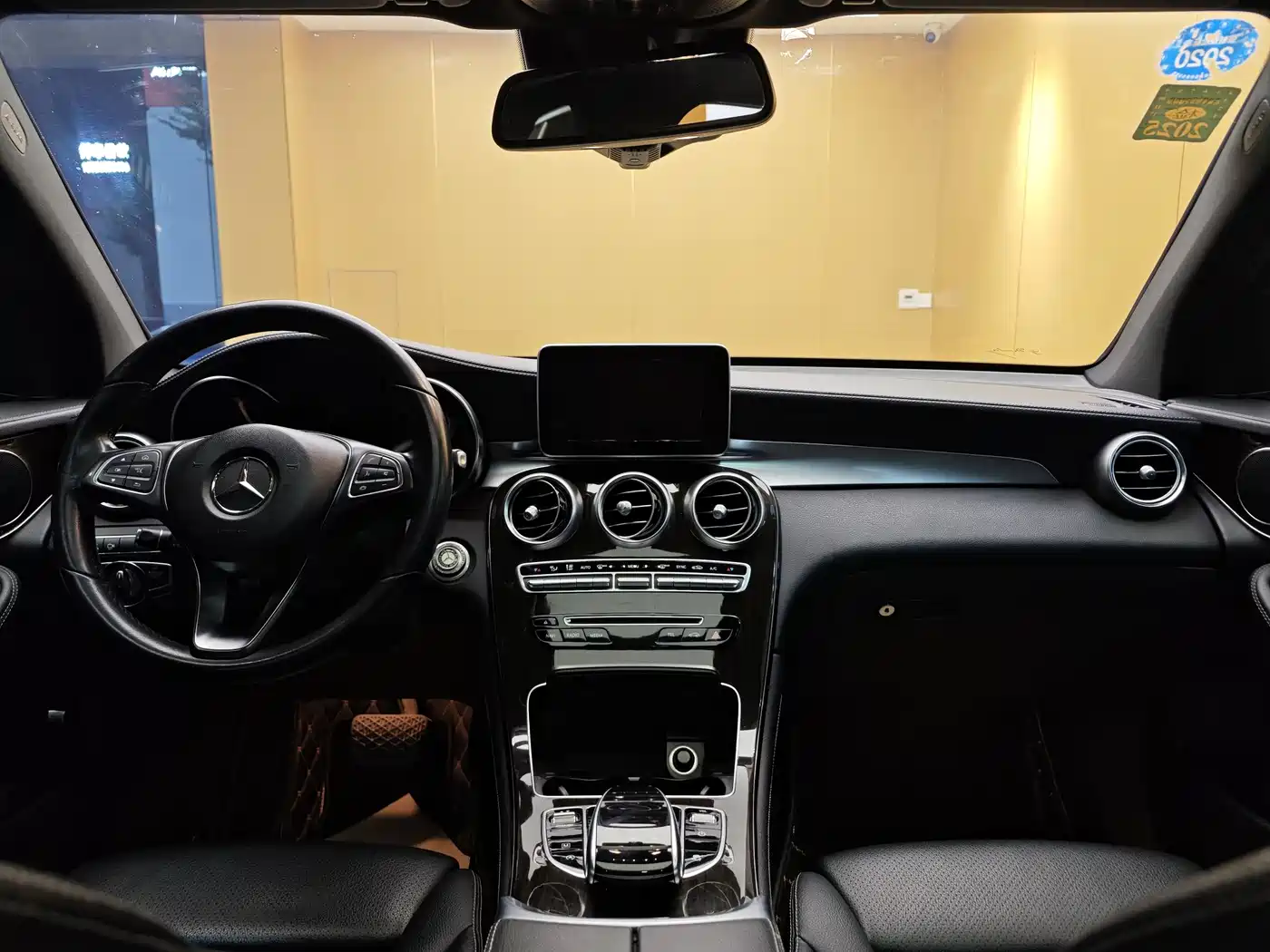 Mercedes-Benz GLC 2017 GLC 260 4MATIC Luxury фото 20
