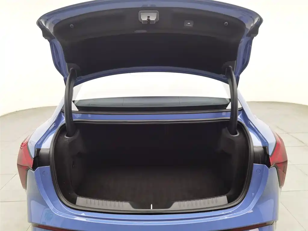 Hongqi HONGQI TIANGONG 05