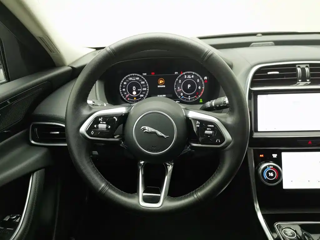 Jaguar XEL, миниатюра 11
